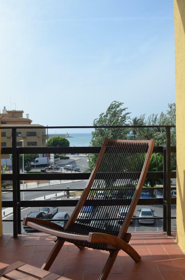Primera Linea En Playa Sur. Plaza Constitucion Peñíscola