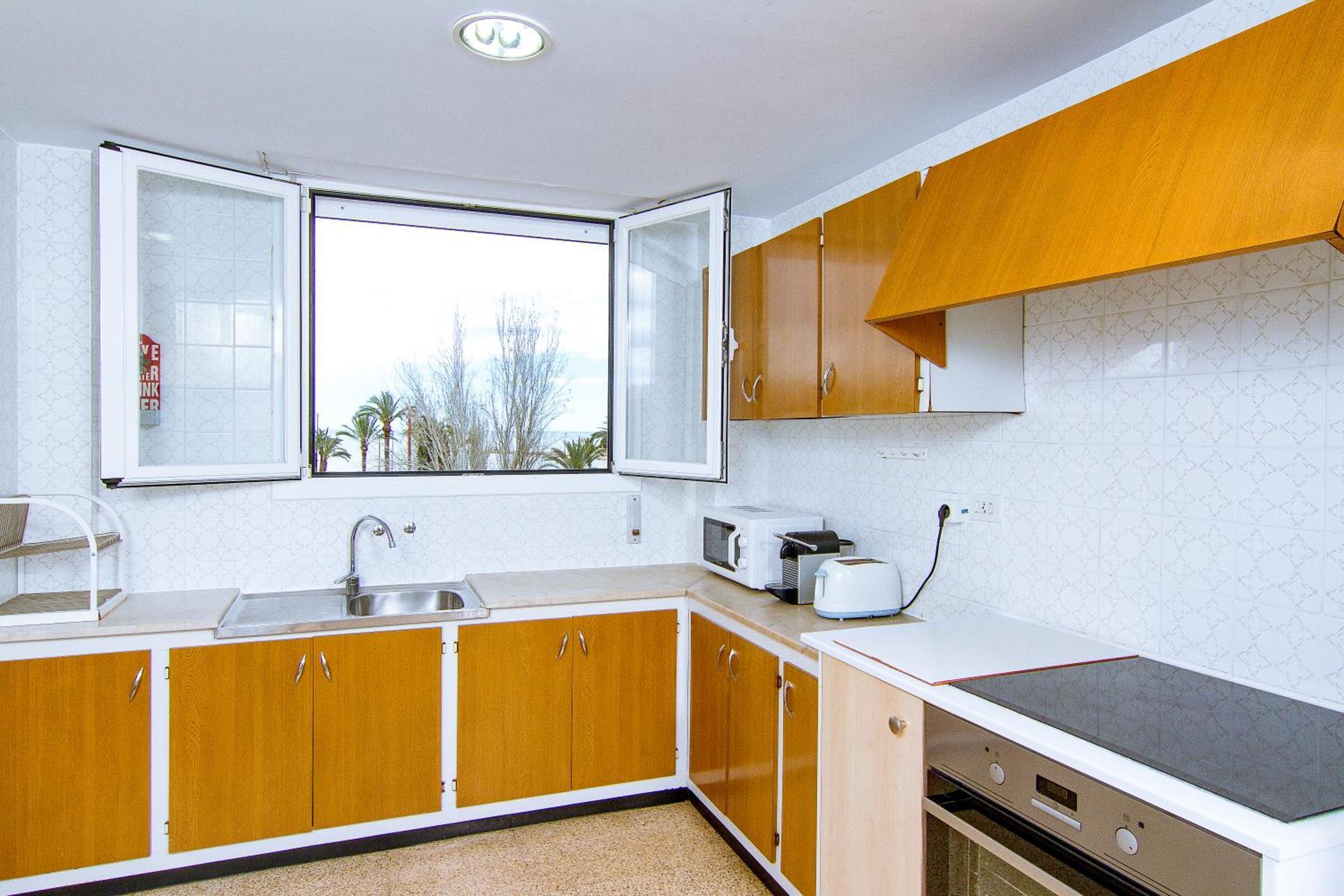Primera Linea En Playa Sur. Plaza Constitucion Apartment *